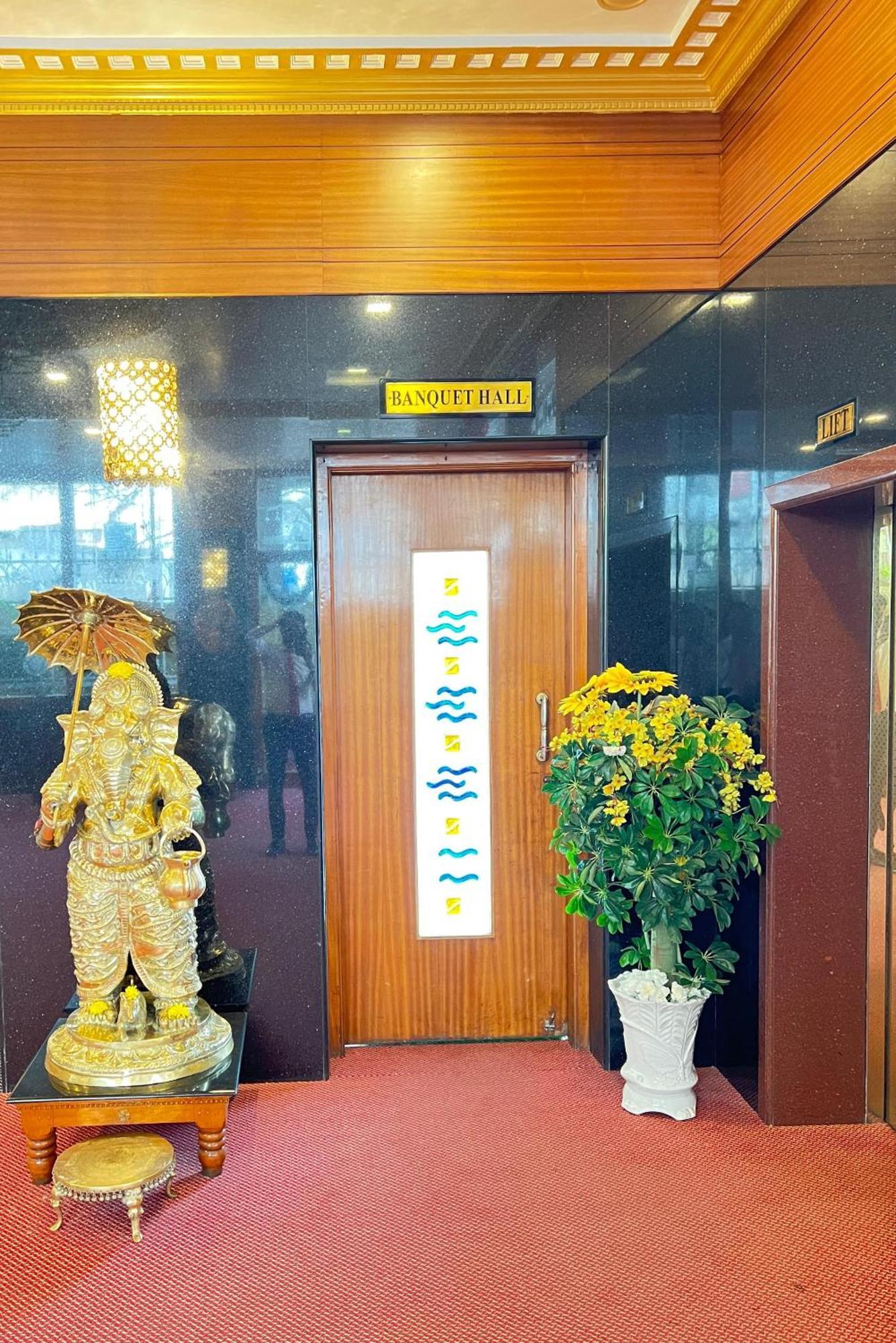 The Grand Krishna Rooms Bangalore Luaran gambar